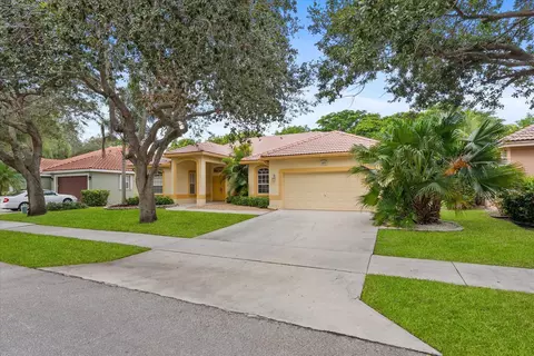 6315 NW 43rd Ter, Coconut Creek, FL 33073