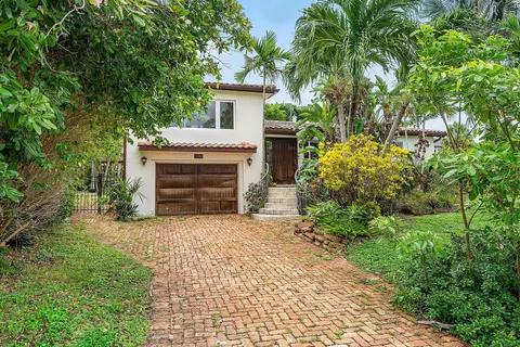 1290 NE 4th Ave, Boca Raton, FL 33432