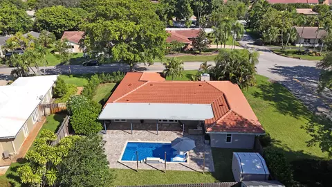 9900 NW 19th, Coral Springs, FL 33071