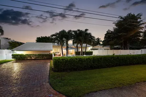 1630 NE 18th Ave, Fort Lauderdale, FL 33305