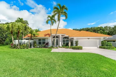7975 SE Windjammer Way, Hobe Sound, FL 33455