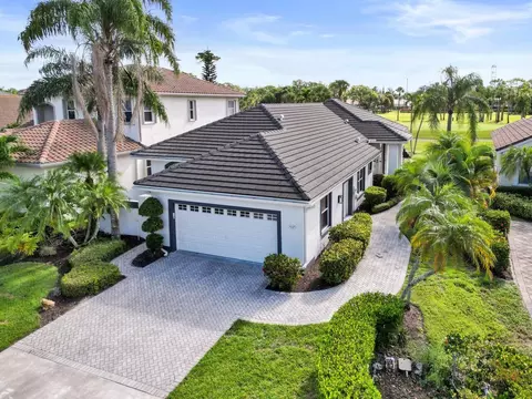 8218 Bob-o-link Dr, West Palm Beach, FL 33412