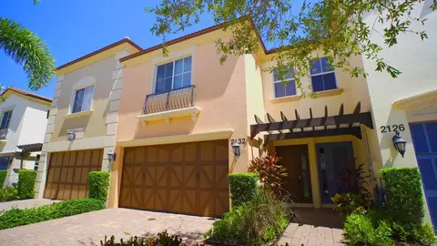 2132 Foxtail Vw, West Palm Beach, FL 33411