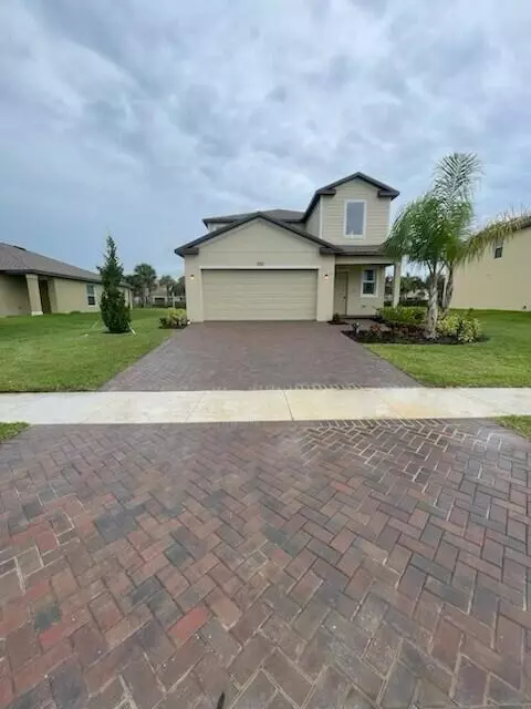 1012 Bent Creek Dr, Fort Pierce, FL 34947