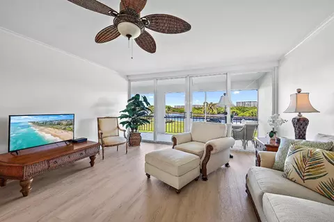 2185 Ibis Isle #7, Palm Beach, FL 33480