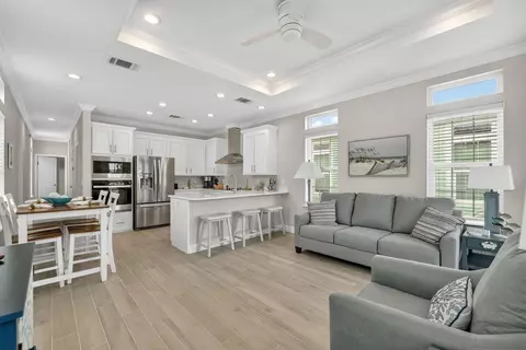 300 NE Coastal Dr, Jensen Beach, FL 34957
