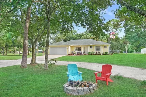 9873 Orange Ave, Fort Pierce, FL 34945