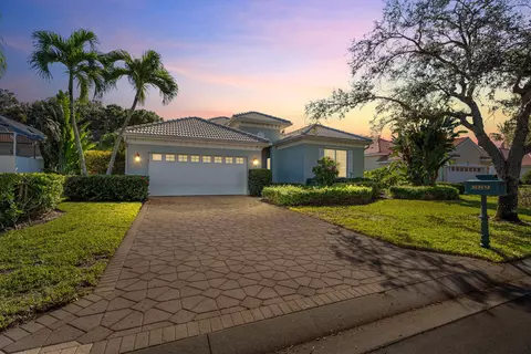 889 Island Club Sq, Vero Beach, FL 32963