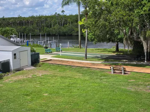 2518 SE Anchorage Cv #G-2, Port Saint Lucie, FL 34952