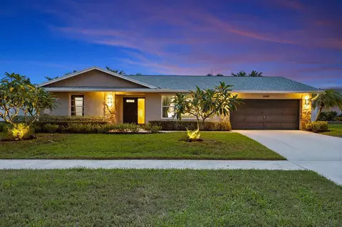 5445 Sandhurst Cir S, Lake Worth, FL 33463