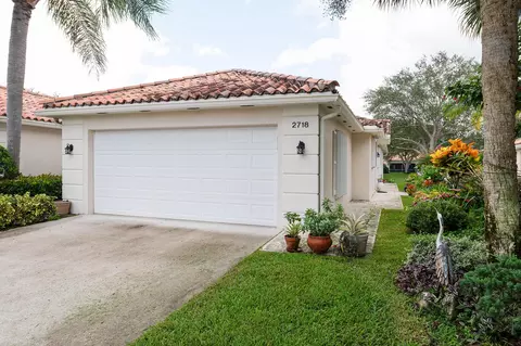 2718 Livingston Ln, West Palm Beach, FL 33411