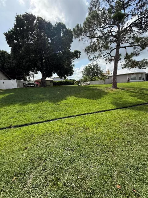 000 SW Beauregard St, Port St Lucie, FL 34953