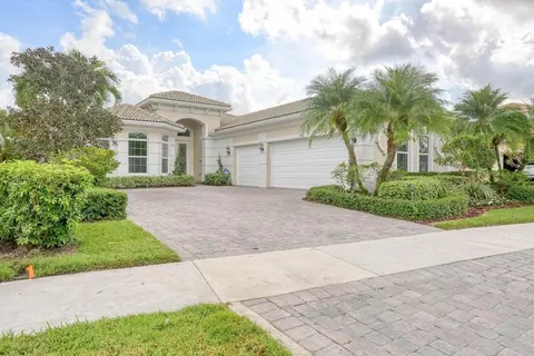 176 Carina Dr, Jupiter, FL 33478