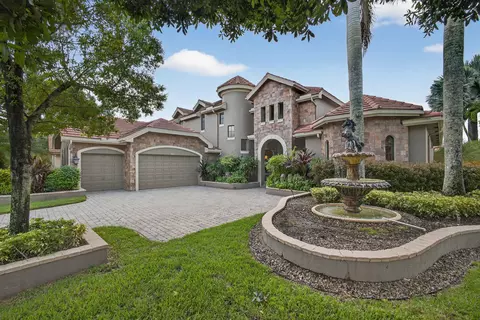 10514 Versailles Blvd, Wellington, FL 33449