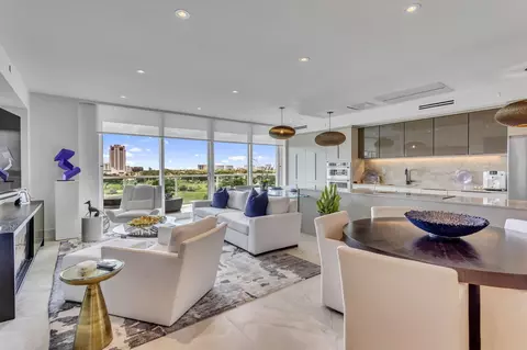 500 SE Mizner Blvd #A704, Boca Raton, FL 33432