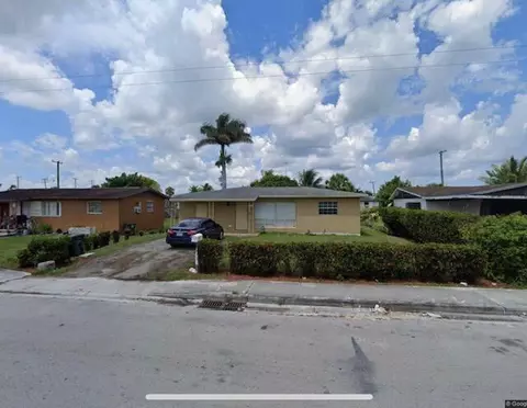 556 SW 10th St, Belle Glade, FL 33430