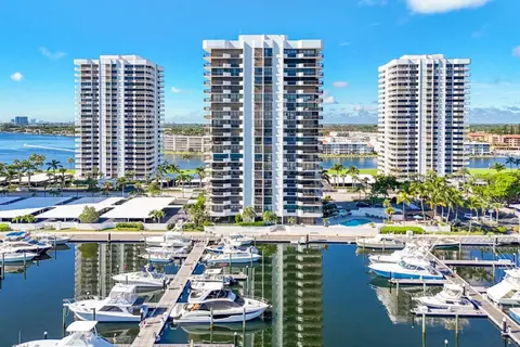 108 Lakeshore Dr #740, North Palm Beach, FL 33408