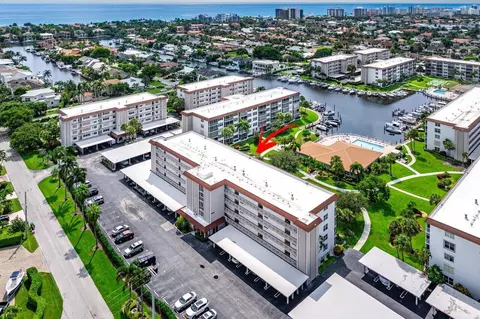 900 Dogwood Dr #235, Delray Beach, FL 33483