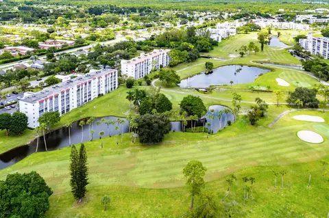 3595 Birdie Dr #406, Lake Worth, FL 33467