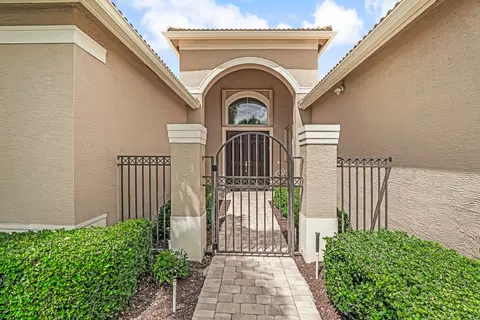 10606 Whitewind, Boynton Beach, FL 33473