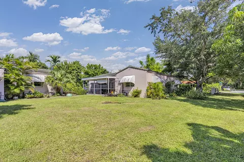 898 NE 91st Ter, Miami Shores, FL 33138