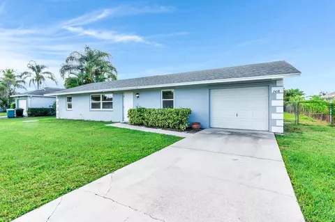 2458 SW Hinchman St, Port Saint Lucie, FL 34984