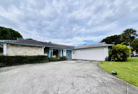 4370 Fuschia Cir S, Palm Beach Gardens, FL 33410
