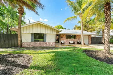 734 Fairhaven Dr, North Palm Beach, FL 33408