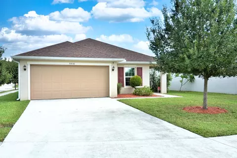 5850 NW Pine Trail Cir, Port Saint Lucie, FL 34983