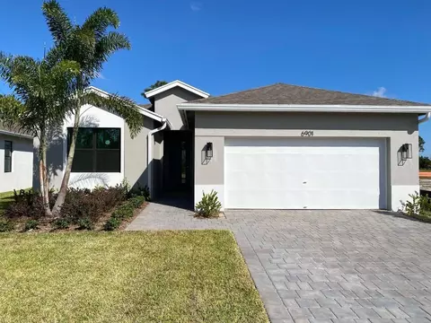 6901 SE Park Trace Dr, Stuart, FL 34997