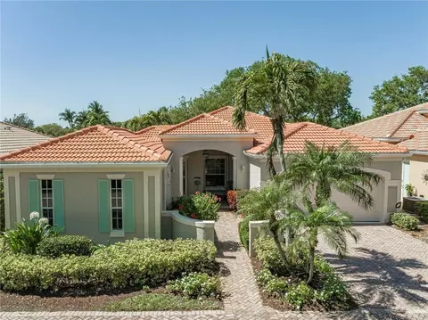 9325 E Maiden Ct, Vero Beach, FL 32963