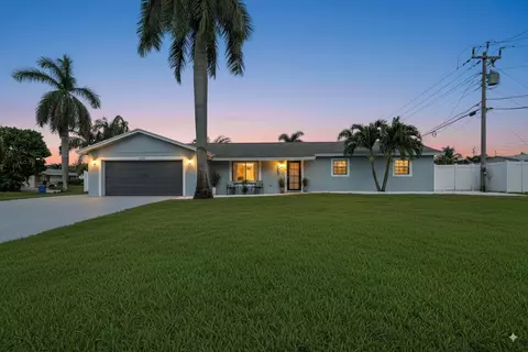 2760 SW 11th St, Boynton Beach, FL 33426