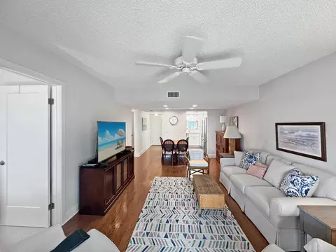 18081 SE Country Clb #30-300, Jupiter, FL 33469