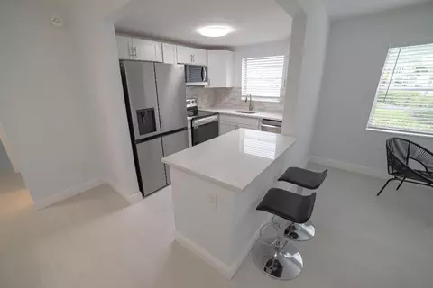 53 Lyndhurst #C, Deerfield Beach, FL 33442