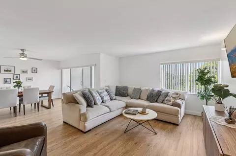 721 N Pine Is #406, Plantation, FL 33324