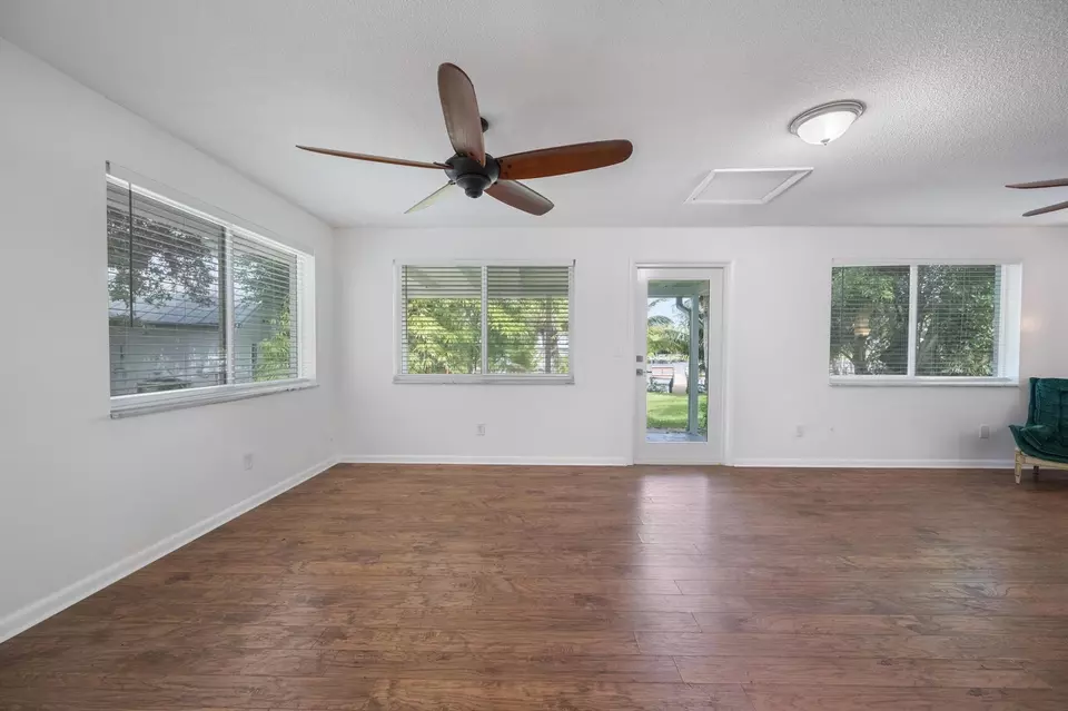 Living - 1408 SW Palm City Rd, Stuart, FL 34994 photo 4 of 6