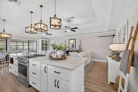 101 Half Moon #B, Jupiter, FL 33458