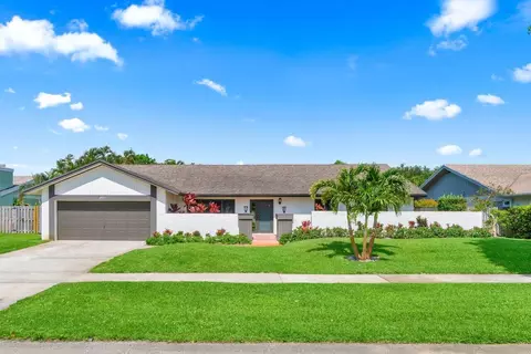 17725 Briar Patch Trl, Boca Raton, FL 33487