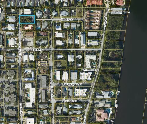 1227 NE 8th Ave, Delray Beach, FL 33483