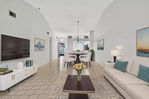 5477 Atlantic Palm Ct #B, Boynton Beach, FL 33437