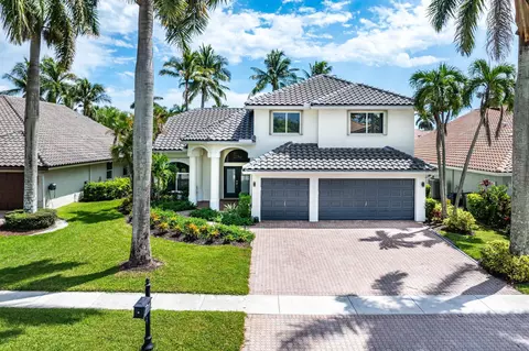 19614 Star Island Dr, Boca Raton, FL 33498