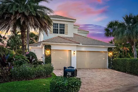 17065 Bay St, Jupiter, FL 33477