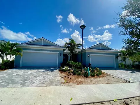 1489 Harper #VILLA 28, Vero Beach, FL 32960