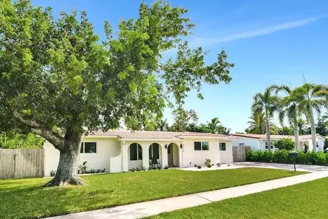 2320 NE 51 St, Lighthouse Point, FL 33064