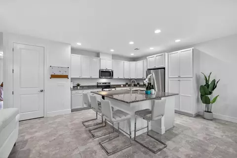 16131 Oakview Dr, Westlake, FL 33470