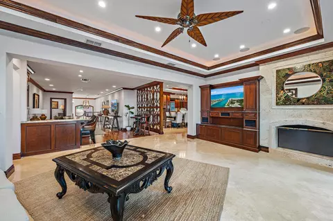 Living - 613 S Beach Rd, Jupiter, FL 33469 photo 7 of 8