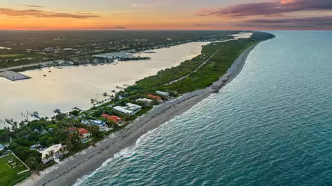 View/Area - 613 S Beach Rd, Jupiter, FL 33469 photo 9 of 10