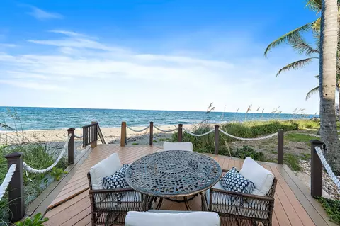 Exterior - 613 S Beach Rd, Jupiter, FL 33469 photo 16 of 17