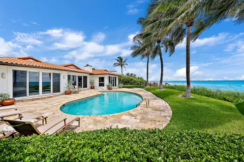 Exterior - 613 S Beach Rd, Jupiter, FL 33469 photo 5 of 17