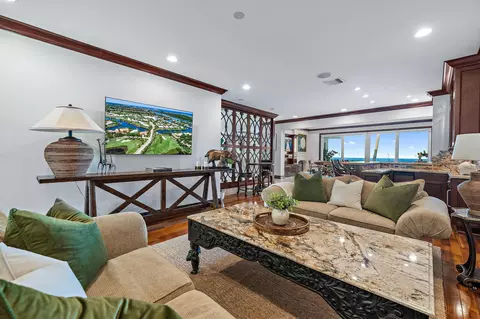Living - 613 S Beach Rd, Jupiter, FL 33469 photo 8 of 8